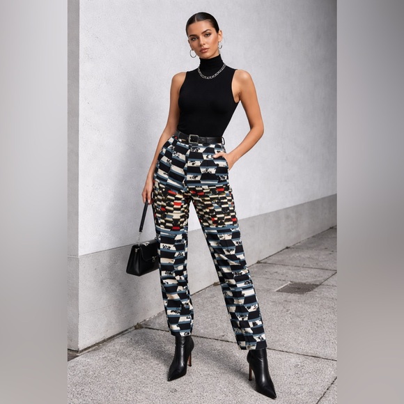 Topshop Pants - TOPSHOP Black and White Geometric Pants